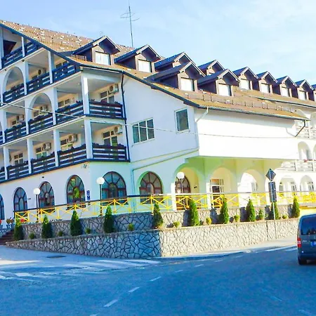 酒店 Kraljica Pravi 鲁德尼克