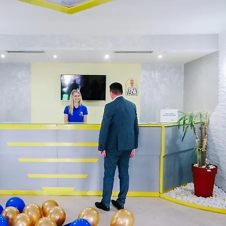 Kraljica Pravi 鲁德尼克