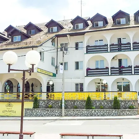 酒店 Kraljica Pravi 3*